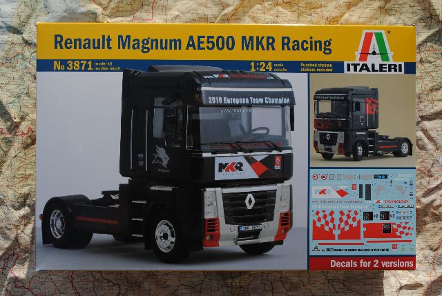 Italeri 3871 Renault Magnum AE500 MKR Racing